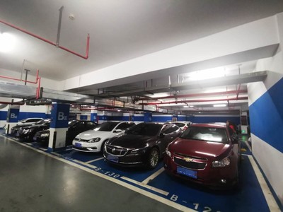 停車太難？海安這個(gè)商場(chǎng)停車場(chǎng)24小時(shí)開放，而且免費(fèi)！